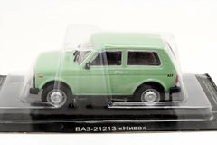 VAZ-21213 Niva 1994 green 1:43 DeAgostini Auto Legends USSR #279