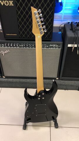 ROCKDALE Akira DX Black электрогитара