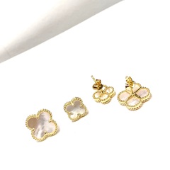 Серьги гвоздики клевер Trendy mini из из серебра в лимонной позолоте с перламутром