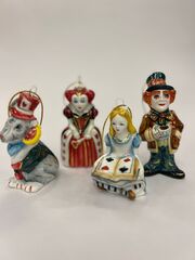 Ёлочная игрушка Червонная королева
