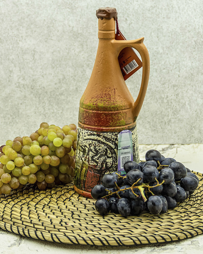 Вино Maran Winery Арени Марани Красное Сухое в Кувшине 2017 г.у. 14% 0,75 л