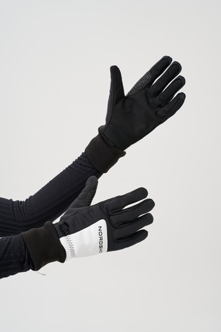 Лыжные перчатки Nordski Arctic black-white