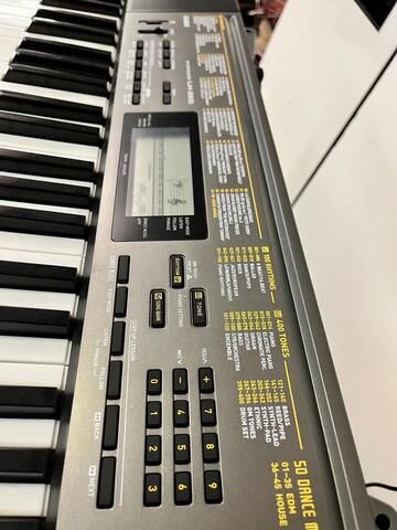 Синтезатор Casio LK-265