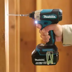 Аккумуляторный ударный шуруповёрт Makita DTD157RTJ