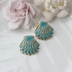 Серьги пусеты Ракушки с эмалью, голубой, 28 мм, сталь, позолота, СГ020