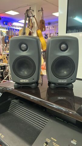 Студийный монитор Genelec 6010B