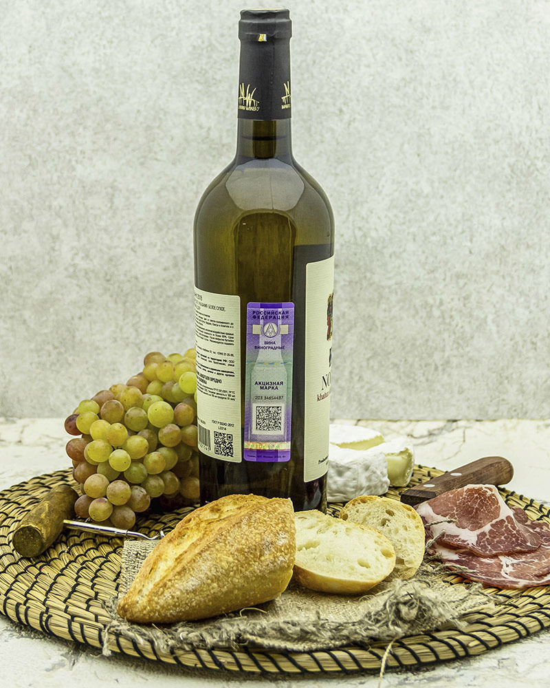 Вино Maran Winery Нораванк Белое сухое 2018 г.у. 13 % 0,75 л
