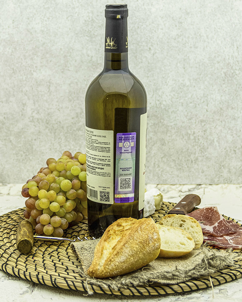 Вино Maran Winery Нораванк Белое сухое 2018 г.у. 13 % 0,75 л