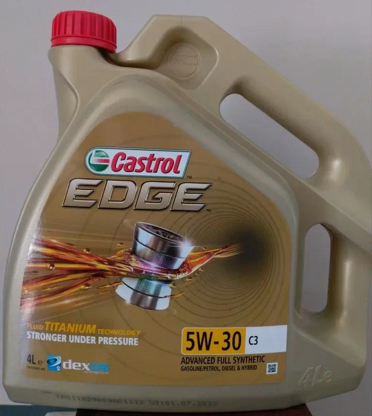 Масло моторное Castrol EDGE C3 5W-30 синтетическое 4 л