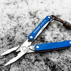 Мультитул-брелок Leatherman Squirt PS4 Blue, 9 функций (831230) цвет синий | Multitool-Leatherman.Ru