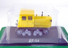 Tractor DT-54 1949 1:43 Hachette #2