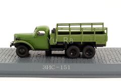 ZIS-151 flatbed Trucks of Our Past #1 Direkt Collections 1:72