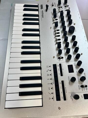 KORG Minilogue аналоговый синтезатор