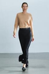 ZARA ДЛИННАЯ АТЛАСНАЯ ЮБКА С КЛИНЬЯМИ — ZW COLLECTION, ЧЕРНЫЙ