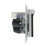 Розетка с заземлением с защитными шторками и влагозащитной крышкой IP44, автоматические клеммы 16А 250В - Legrand SUNO - Алюминий — фото 3