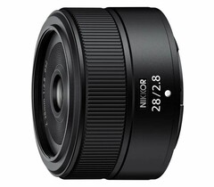 Объектив Nikon Nikkor Z 28mm f/2.8, широкоугольный, автофокус.