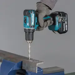 Аккумуляторная дрель-шуруповерт Makita DDF485RF3J