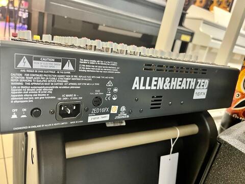 Микшер Allen&Heath ZED16FX