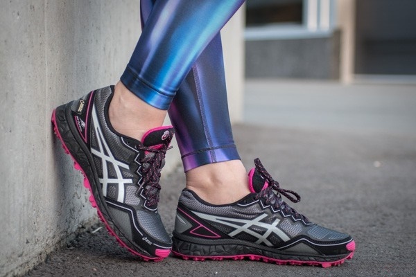 Asics Gel-Fujisetsu GTX Женские шипованные внедорожники серые - 2