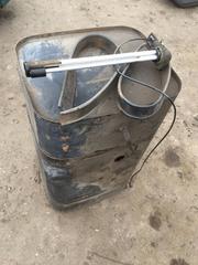 Топливный бак на МАН ТГМ 300Л Размеры - 515Х1050Х615 см Оригинальные номера - 81122015552/81122015817