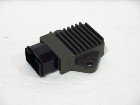 Реле регулятор Honda CB 250 400 CB-1 500 600 CBR 250 400 VTR 250