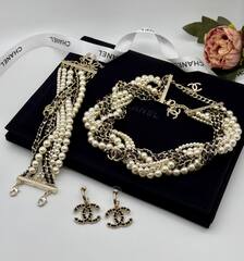 Браслет широкий многорядный CHANEL со вставками из кожи и жемчуга