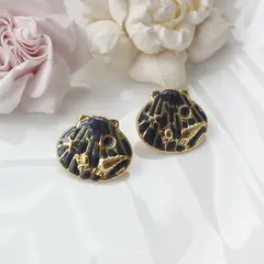 Серьги пусеты Ракушки с эмалью, чёрный, 22*25 мм, сталь, позолота, СГ036