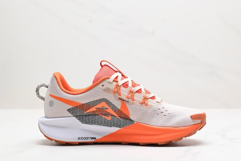 Nike Pegasus Trail 5 'Orange/White' 