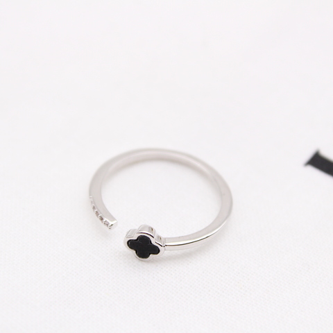 Кольцо Quatrefoil silver №6