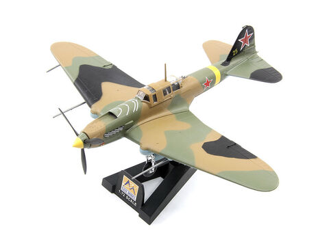 Модель Советский Штурмовик IL-2M3 масштаб 1:72