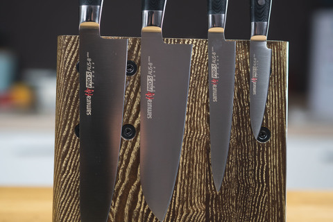 Комплект из 4 ножей Samura PRO-S и подставки