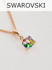 Кулон-кубик Миражи с зеленым кристаллом Swarovski в позолоте