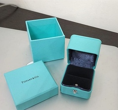 66620- Подарочная коробка/футляр для кольца/сережек пусет TIFFANY lux кожа