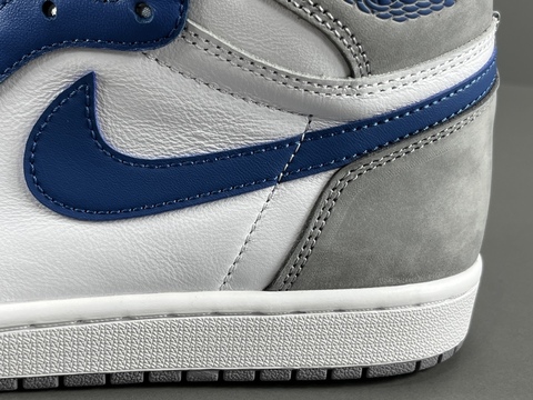Air Jordan 1 High OG 'True Blue' 