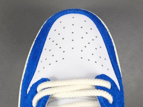 Fly Streetwear x Nike SB Dunk Low 'Gardenia' 