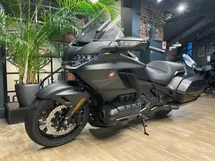 GL1800 Gold Wing Bagger DCT 2026