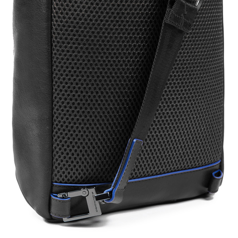 Рюкзак унисекс Piquadro B2S CA5107B2S/N, чёрный, кожа натуральная (CA5107B2S/N)