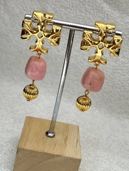 sergi-tory-burch-s-rozovymi-vstavkami
