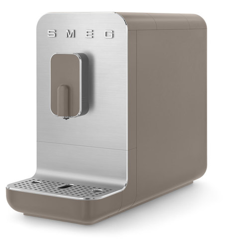 Автоматическая кофемашина Smeg BCC01TPMEU