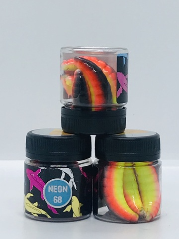 NEON 68 Maggot 46мм (6 шт ) СЫР цвет НЕМЕЦКИЙ ФЛАГ продажа от 2 шт.