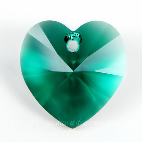 6228 Подвеска Сваровски Сердечко Emerald (14,4х14 мм) ()