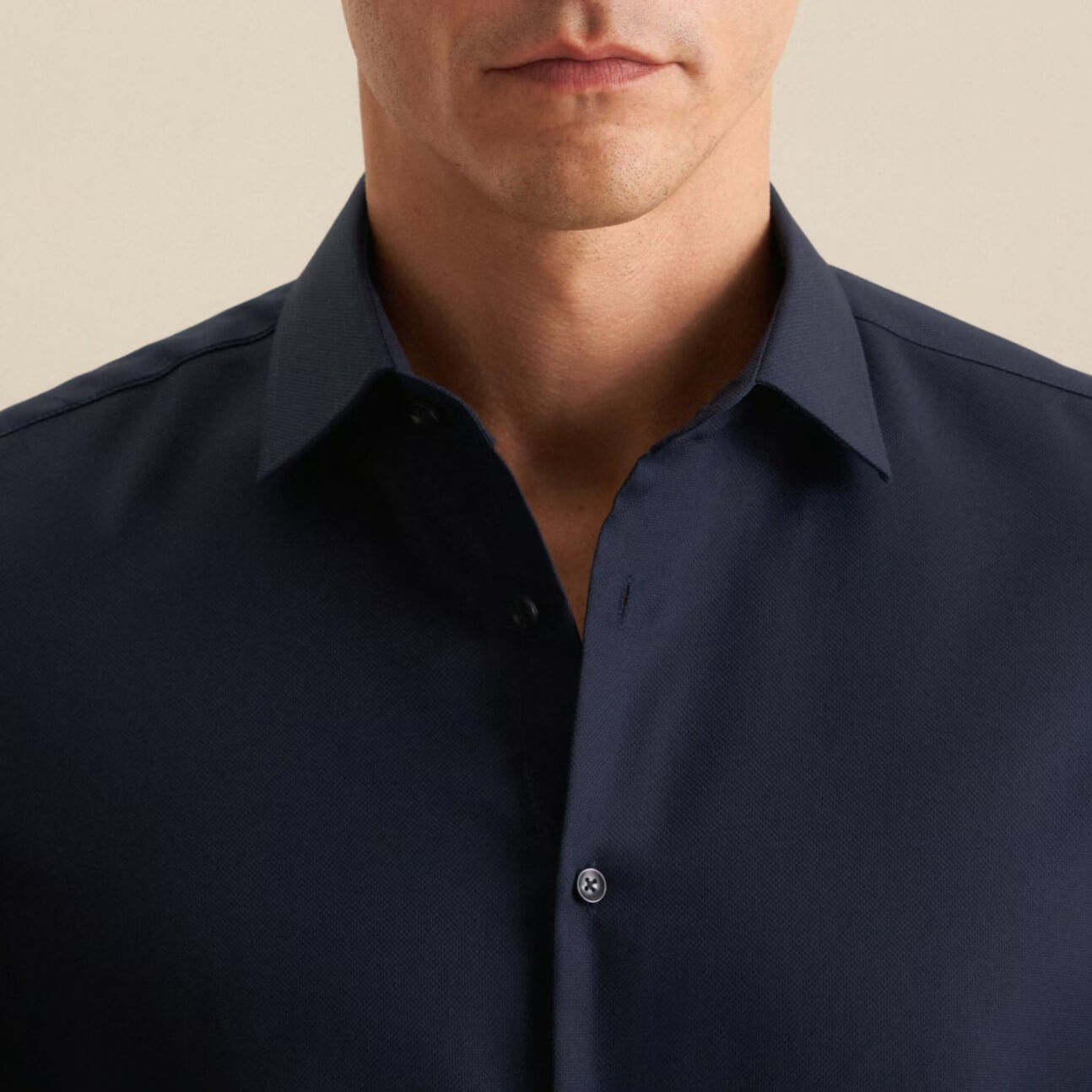 Сорочка мужская Seidensticker Slim Fit 01.693650-19 из фактурной ткани тёмно-синяя