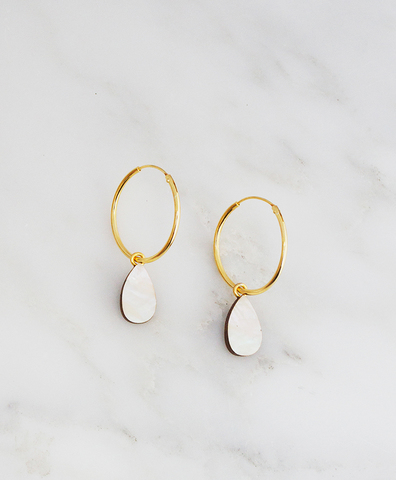 Серьги Raindrop Hoops Mother of Pearl