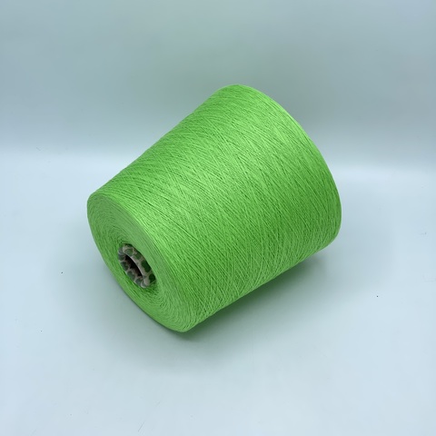 Бобинная пряжа,Cotton combed, 1693м. 100%Хлопок, Светло-зеленый(795), 39025
