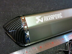 Глушитель Akrapovic Honda Suzuki Yamaha Kawasaki зелёный