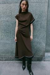 ZARA ПЛАТЬЕ МИДИ АСИММЕТРИЧНОГО КРОЯ, КОРИЧНЕВЫЙ