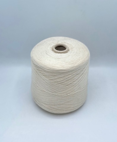 New Mill (пр.Италия),art- Velox 1450м/100гр,40% меринос, 10% кашемир, 25% вискоза, 25% полиамид. цвет-Молочный(1/580), арт.31990