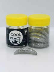 Форелевая силиконовая приманка COOL PLACE MAGGOT 1.6  цвет СЕРЕБРЯНЫЙ С БЛЁСТКАМИ СЫР