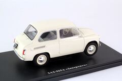 ZAZ-965A Zaporozhets white 1:24 Legendary Soviet cars Hachette #17