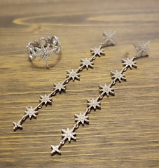 Серьги METEORITES длинные из серебра с куб.цирконами в стиле APM Monaco